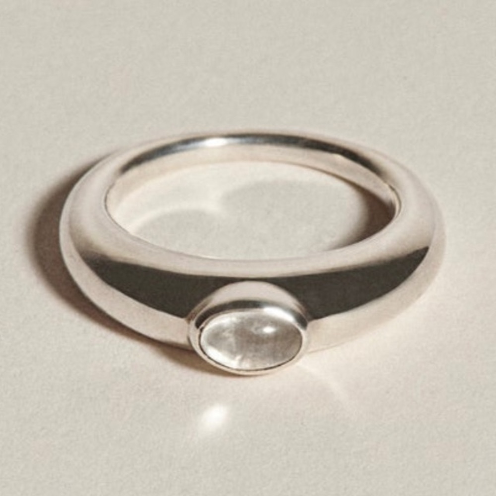 Sold J. Hannah Glacé I ring Size 6